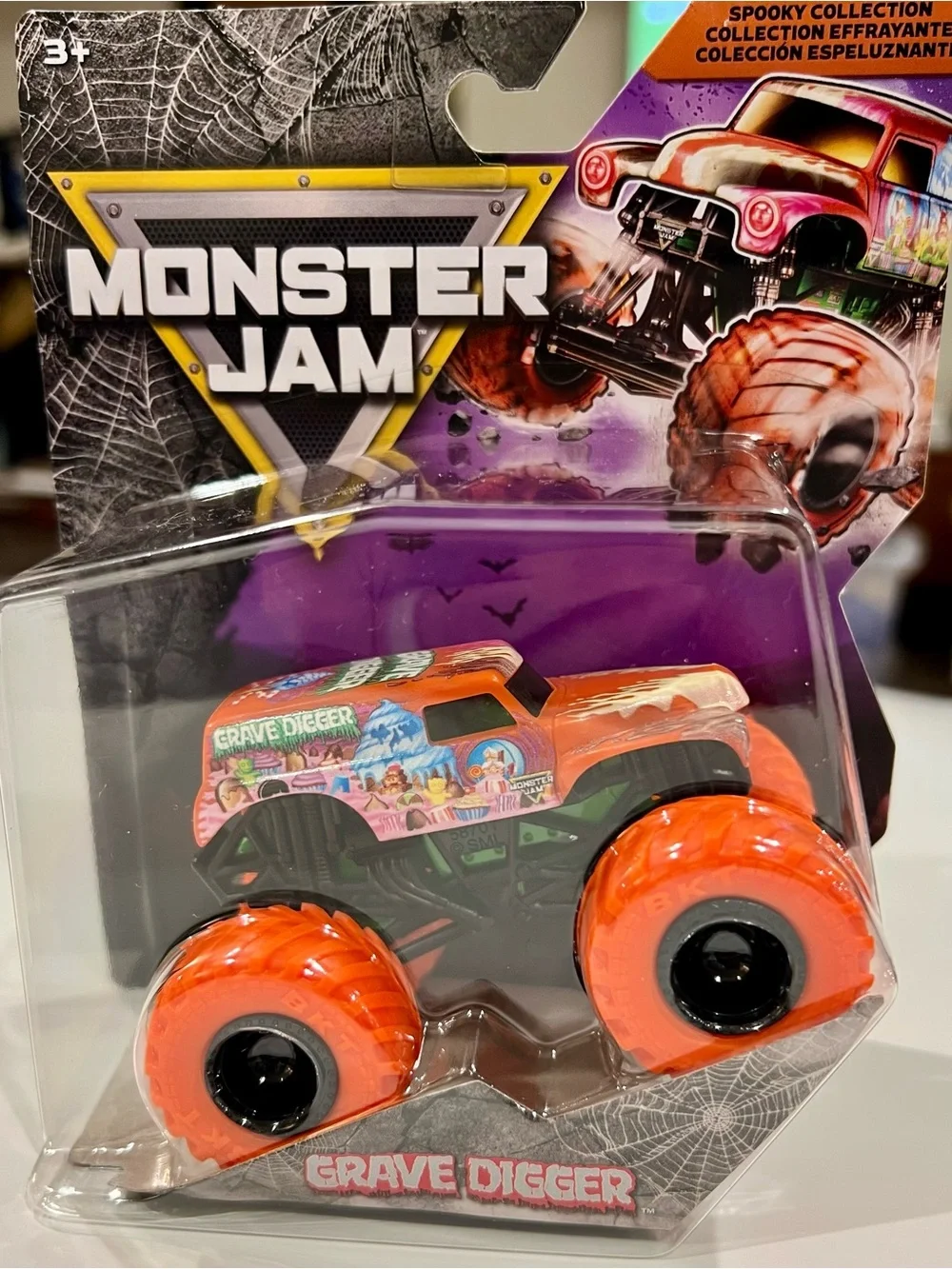 🔥Spin Master Monster Jam Grave Digger Spooky Collection Monster Truck - Orange
